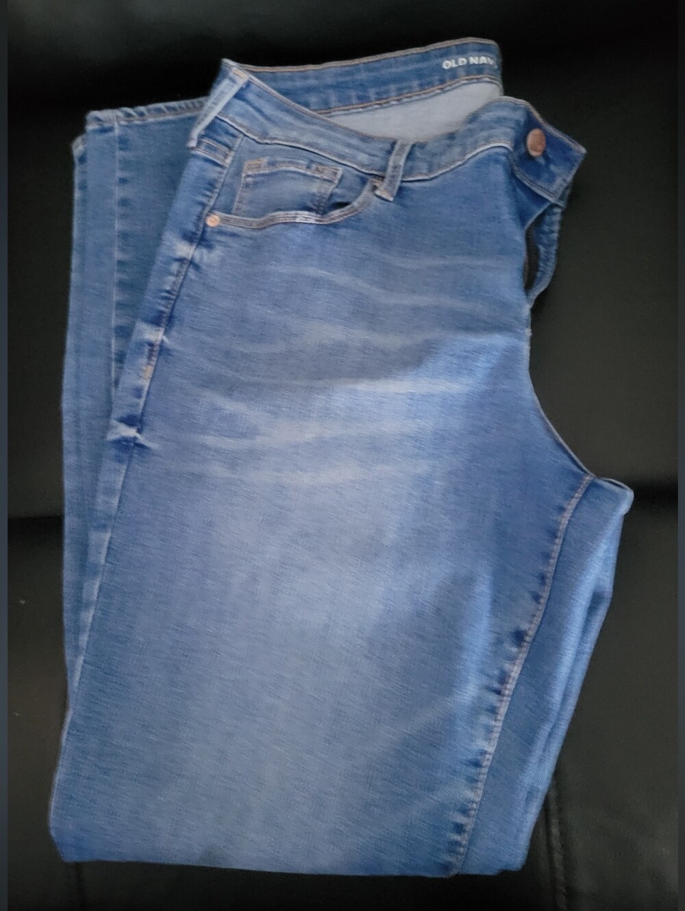 Old Navy Darker Wash Skinny Leg Jeans, Size 18, NWT